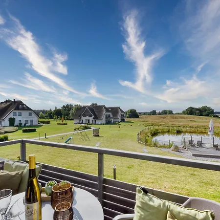 Kiebitz 16 Im Wreecher Idyll Ruegen By Ruyastay *