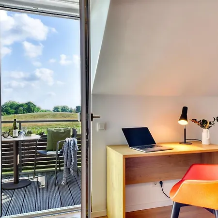 Kiebitz 16 Im Wreecher Idyll Ruegen By Ruyastay *