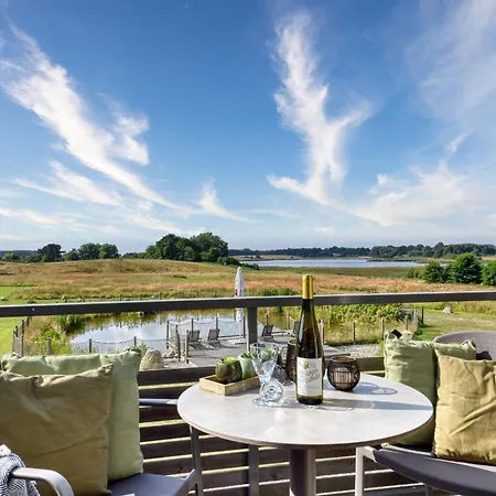 Kiebitz 16 Im Wreecher Idyll Ruegen By Ruyastay